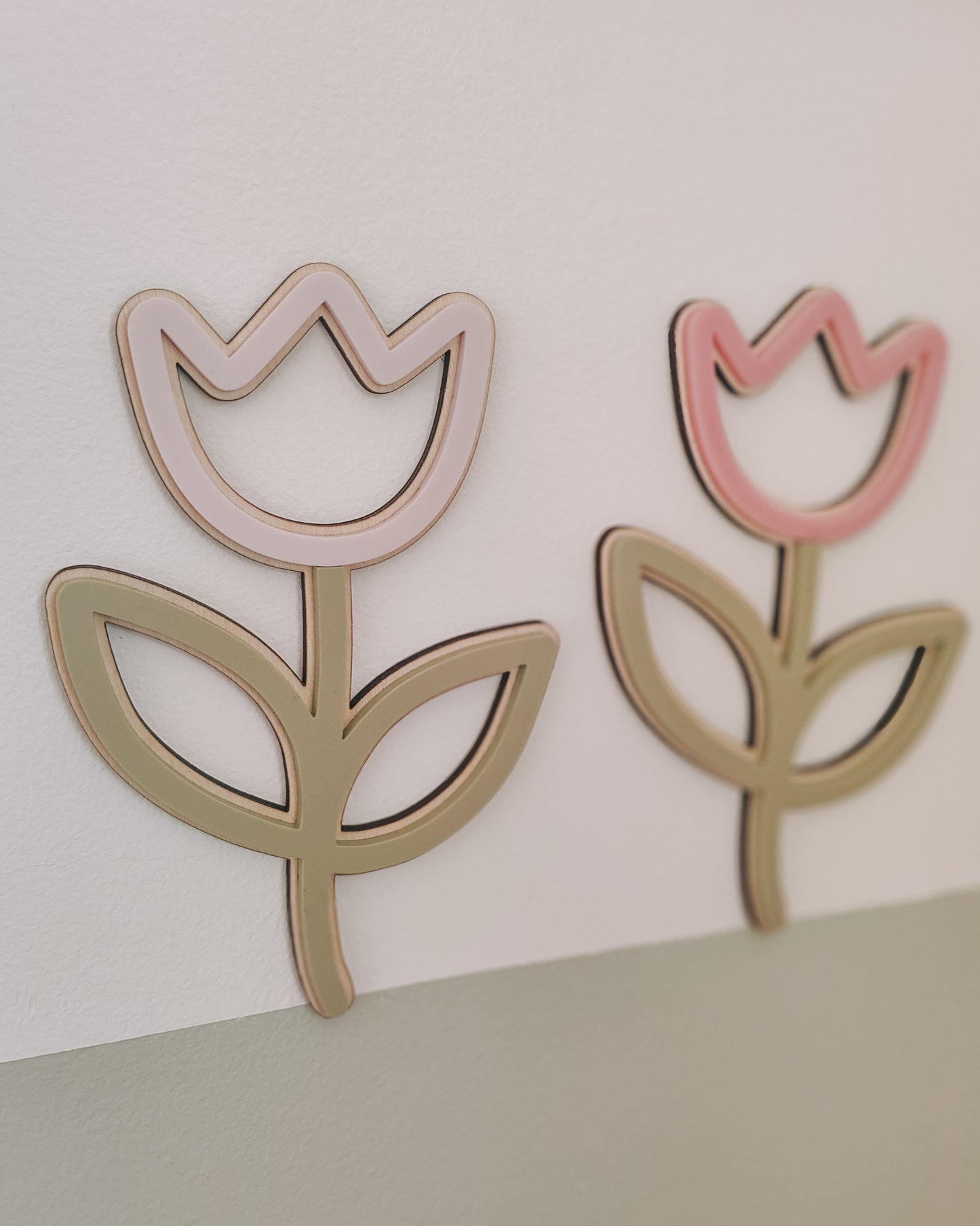 Tulip flower wall decor