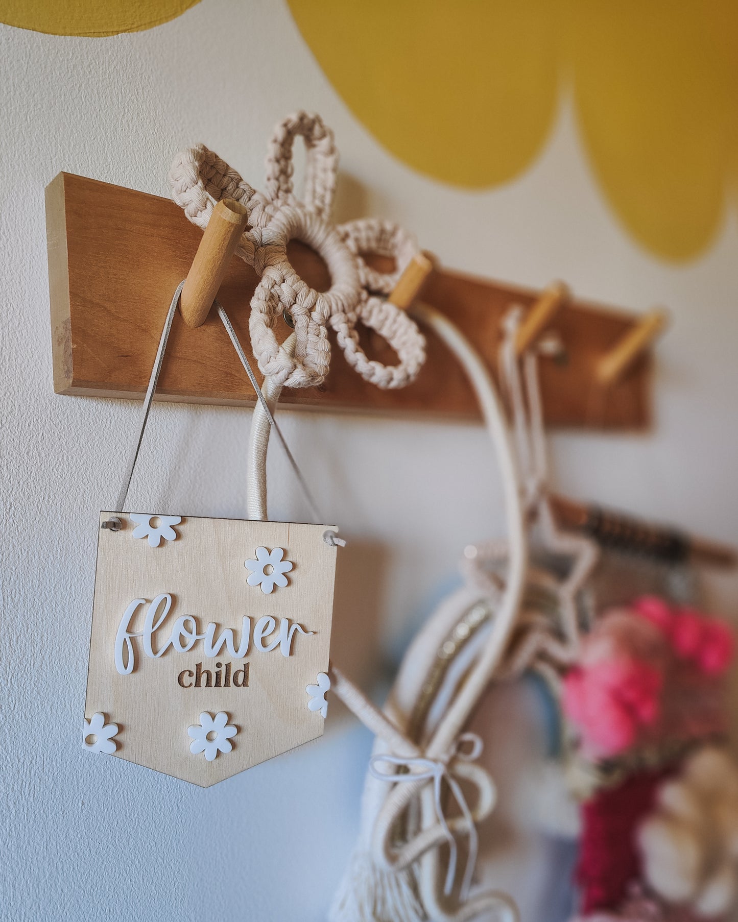 Flower child mini hanging banner