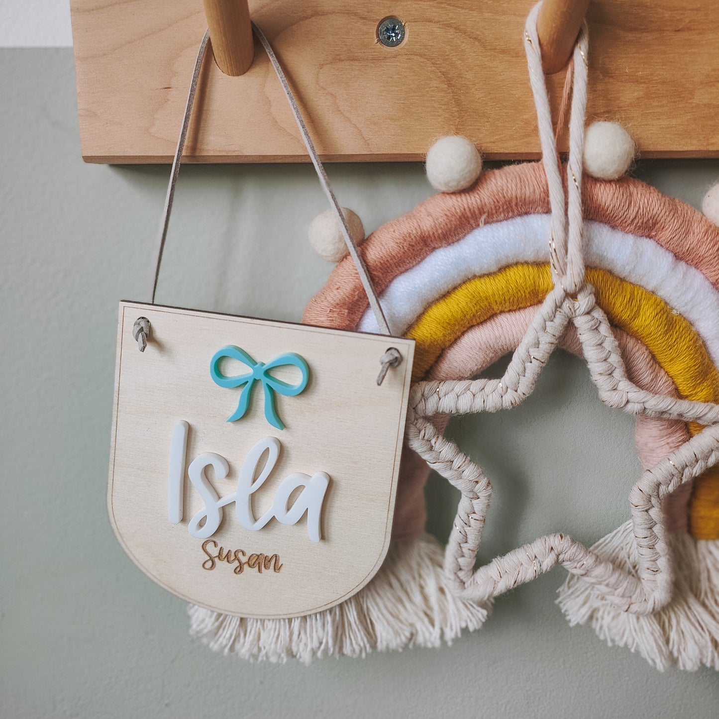 Personalised bow mini hanging banner