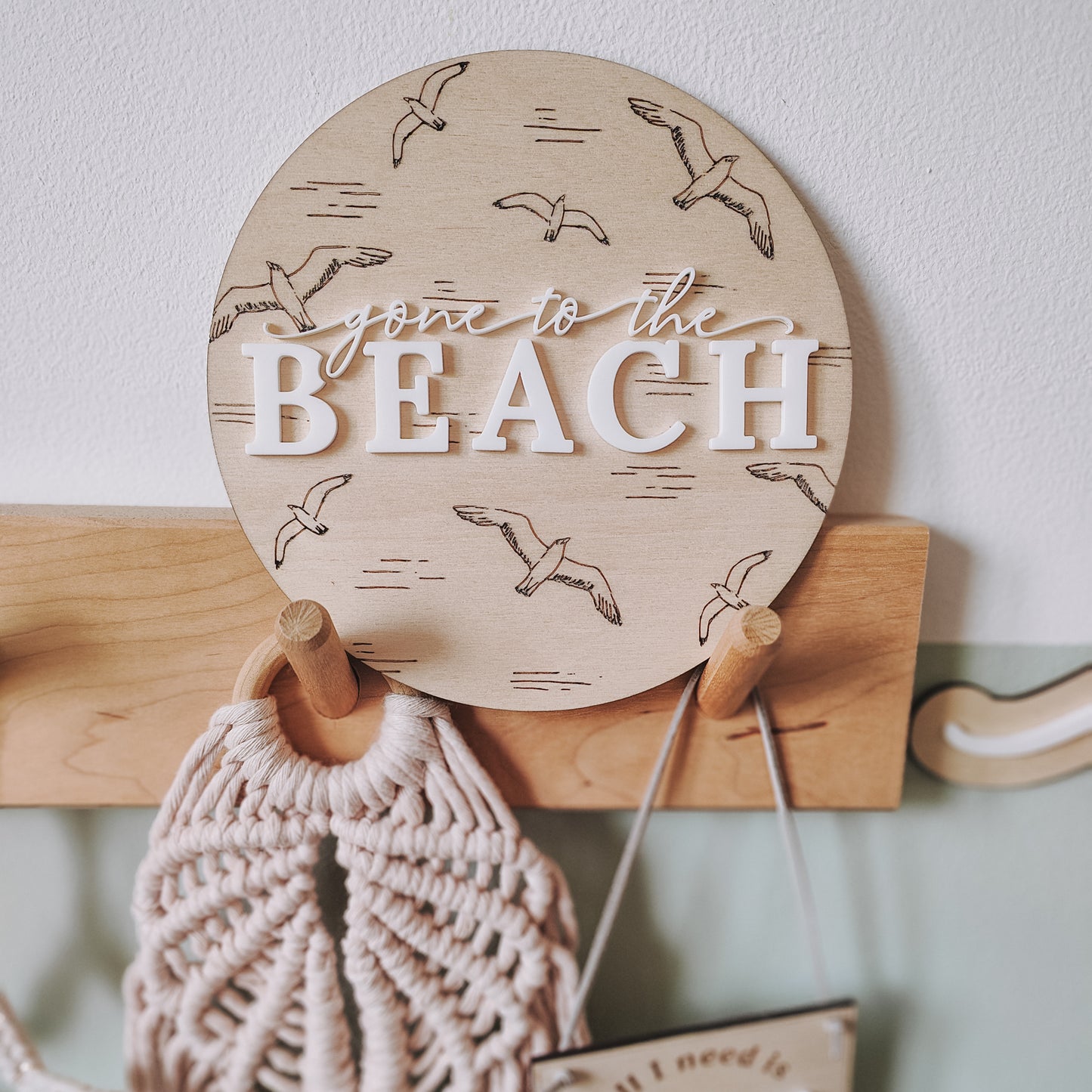 Gone to the beach engraved seagull round plaque