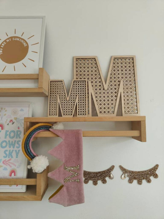 Rattan effect letter