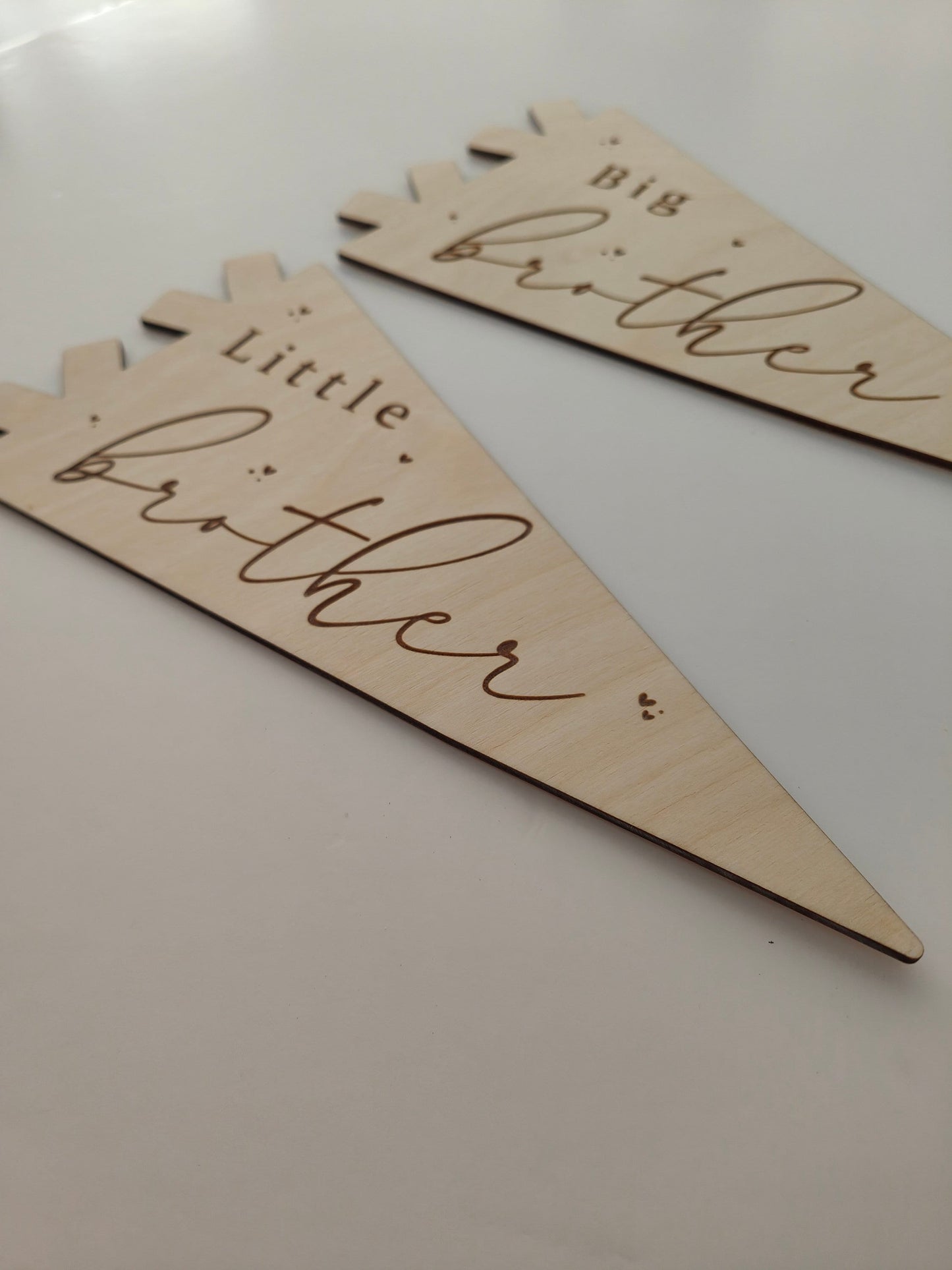 Sibling pennant flag