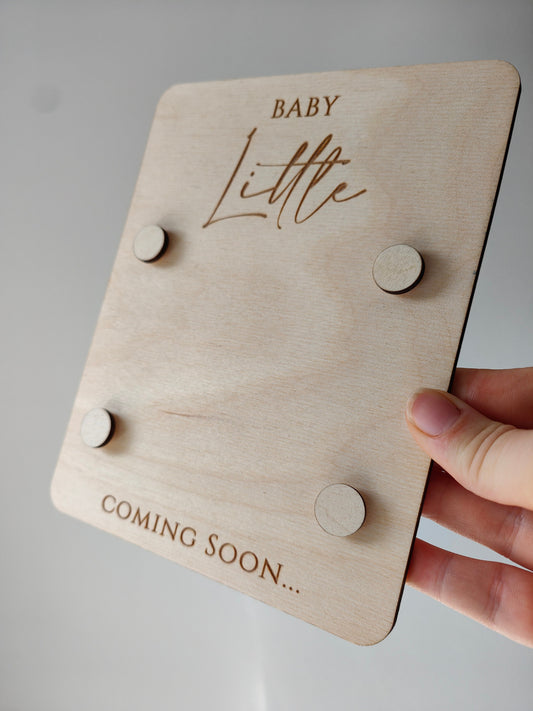 Magnetic scan photo frame