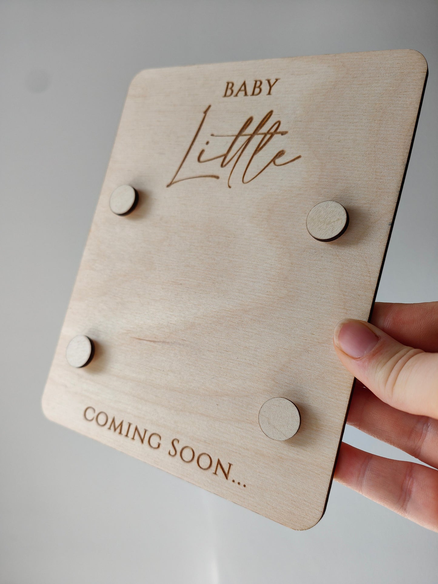 Magnetic scan photo frame