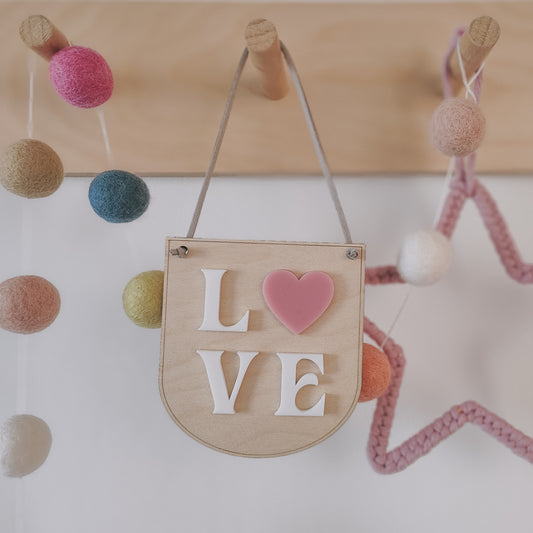 LOVE mini hanging banner