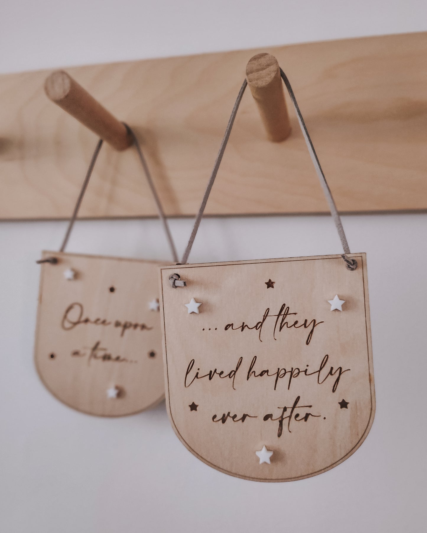 Happily ever after mini hanging banner
