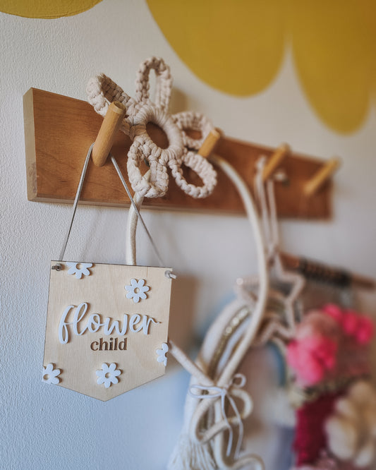 Flower child mini hanging banner