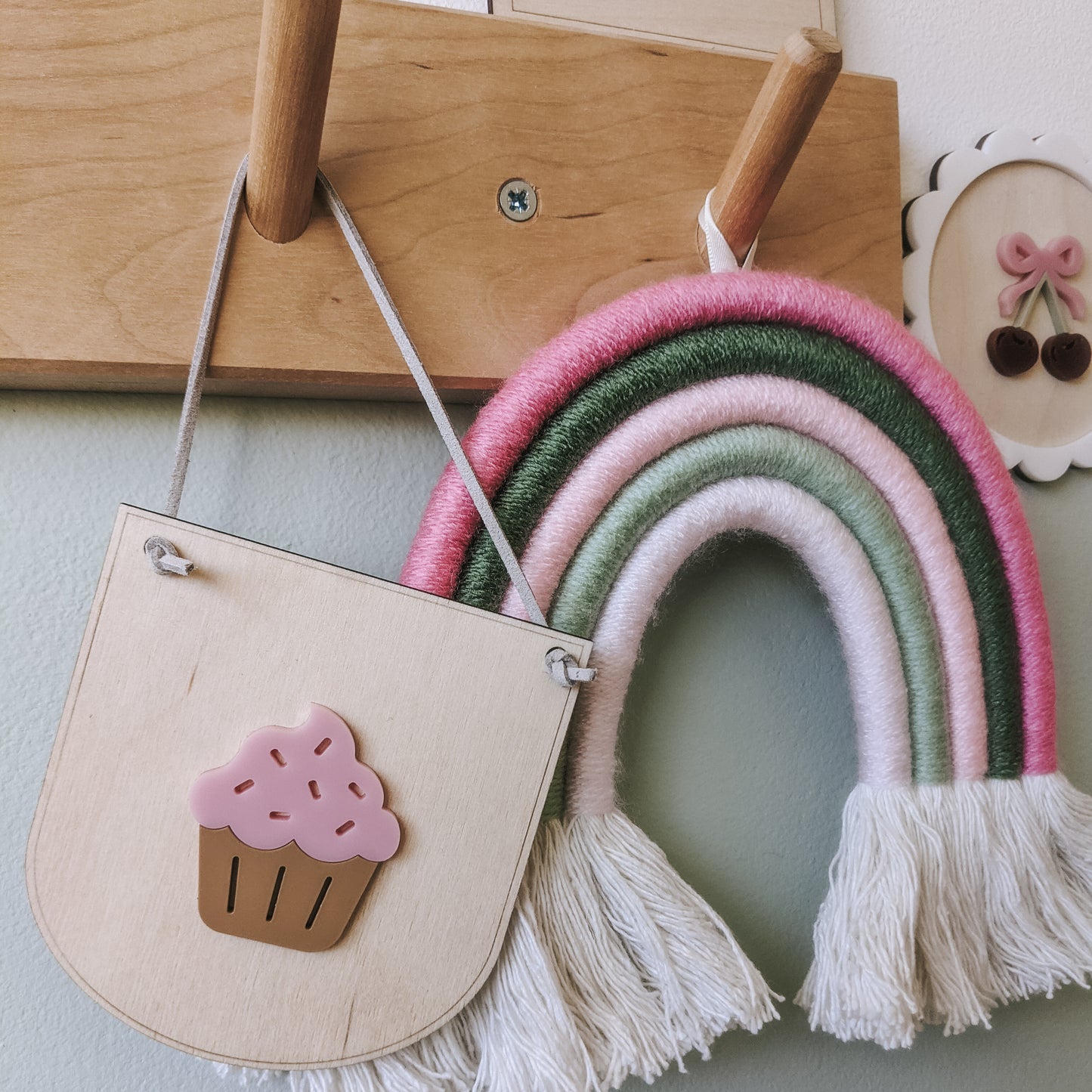 Cupcake mini hanging banner