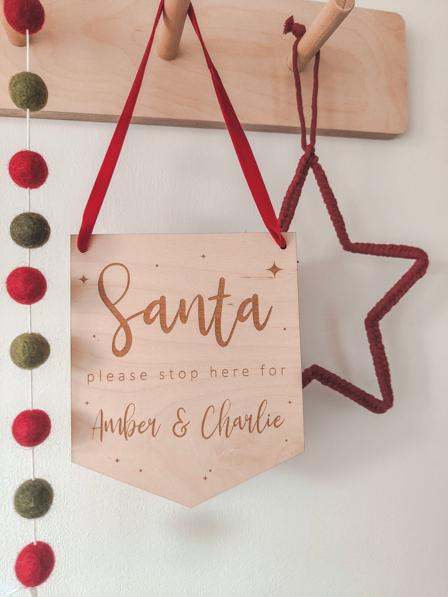 Santa stop here sign