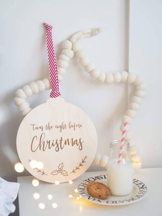 Twas the night before Christmas bauble decoration
