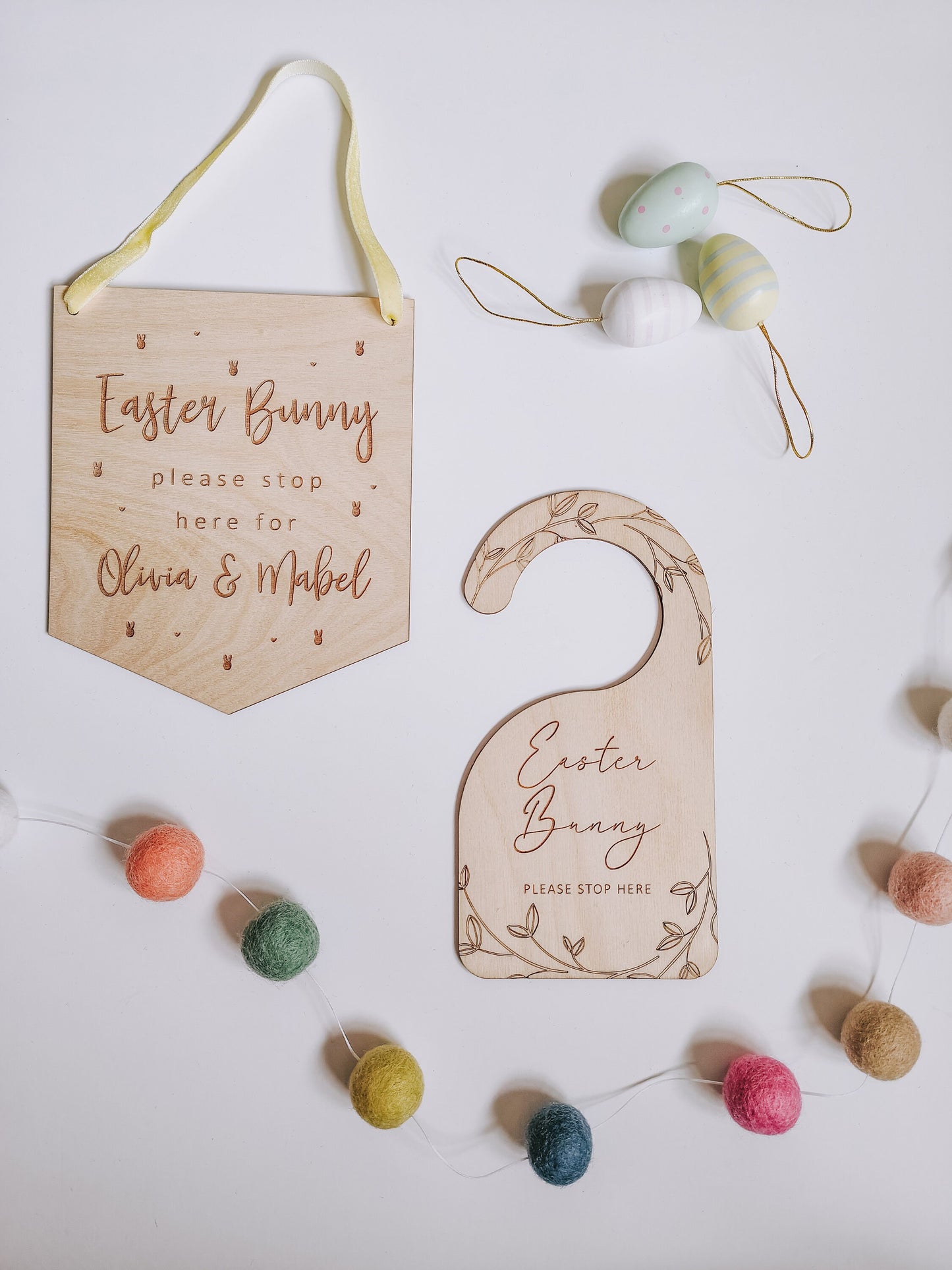 Personalised Easter Bunny stop here sign