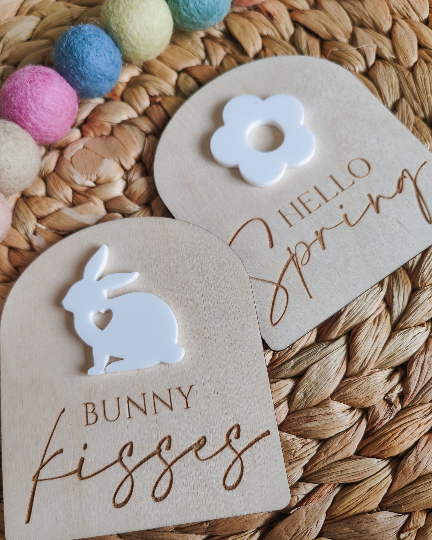 Easter shelf sitter decoration