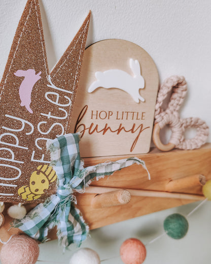 Easter shelf sitter decoration