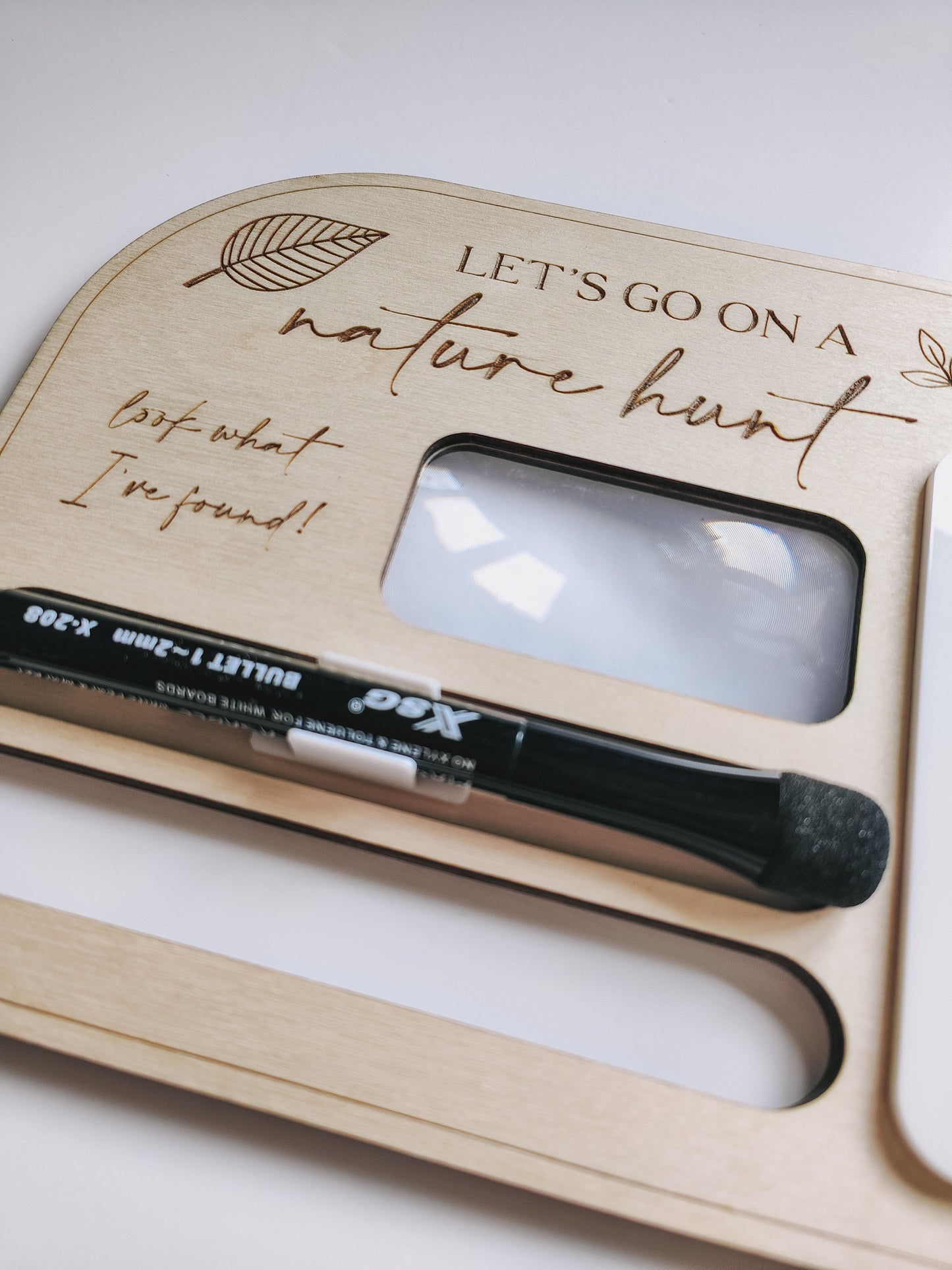 Nature hunt board