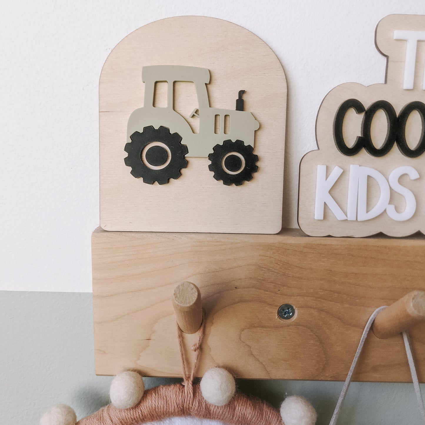 Tractor shelf sitter decoration