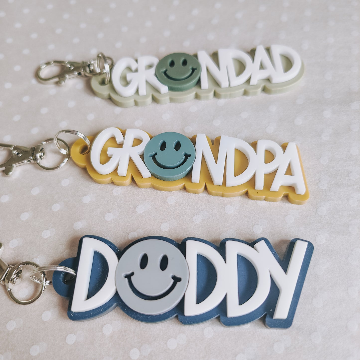 Acrylic name smiley face keyring